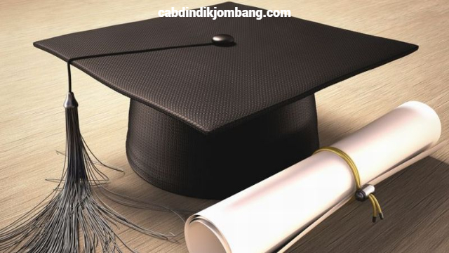 Inilah 7 Universitas Terbaik Di Solo Tertarik