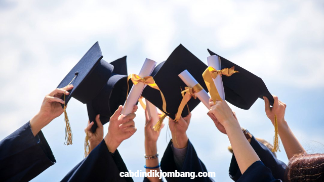 Inilah Daftar Universitas Terbaik Di Banyuwangi Tertarik